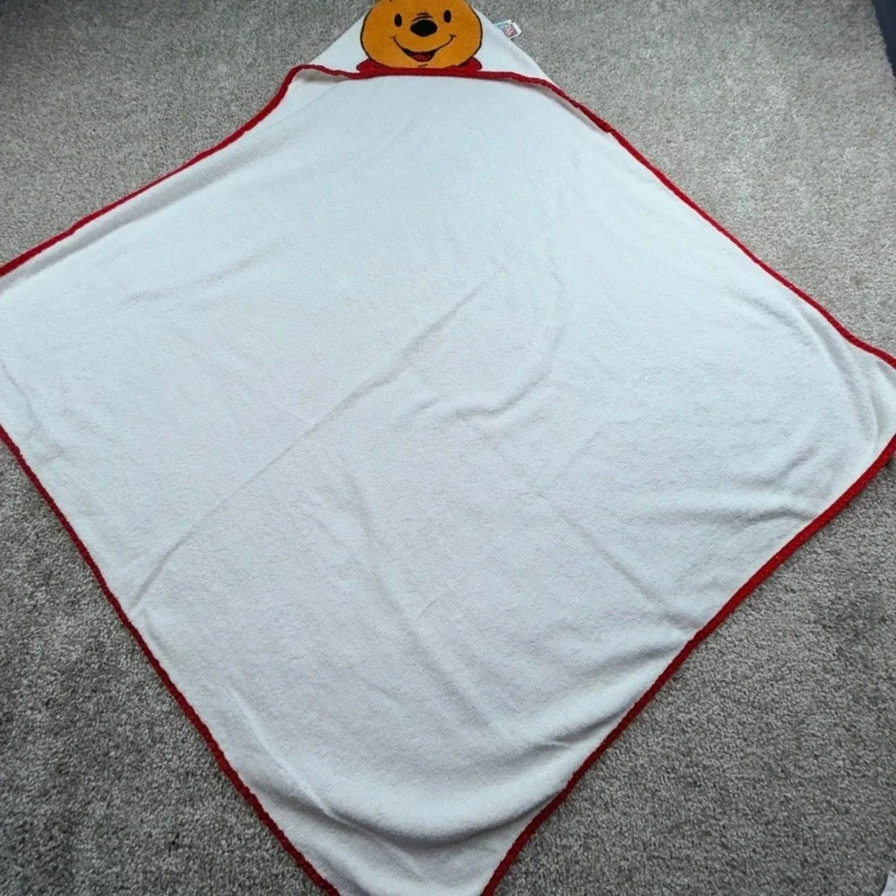 Vintage Disney Winnie the Pooh Hooded Toddler Baby Towel and Wash Mitt Set